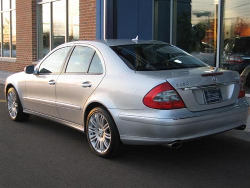 Mercedes-Benz E Class 2007 photo 3