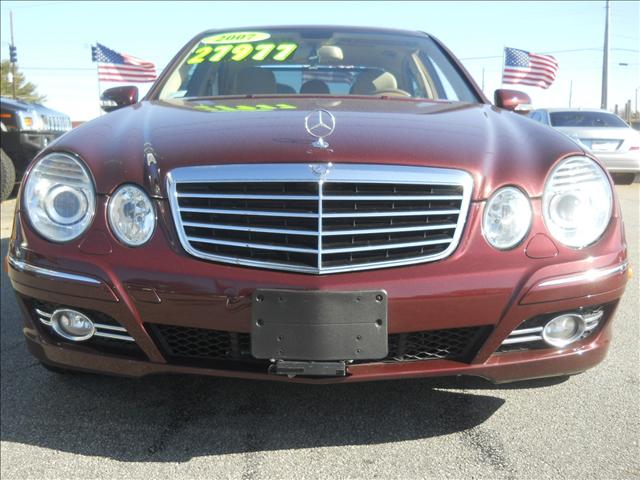 Mercedes-Benz E Class 2007 photo 1