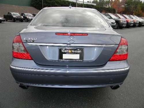 Mercedes-Benz E Class 2007 photo 1