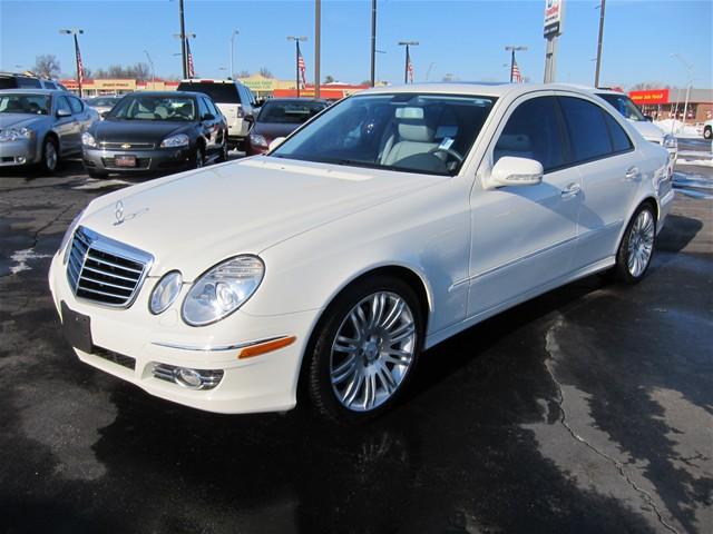 Mercedes-Benz E Class Unknown Sedan