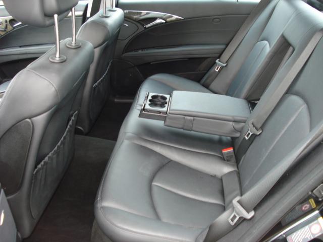 Mercedes-Benz E Class 2008 photo 2