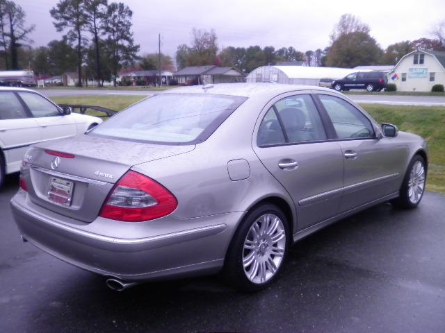 Mercedes-Benz E Class 2008 photo 2