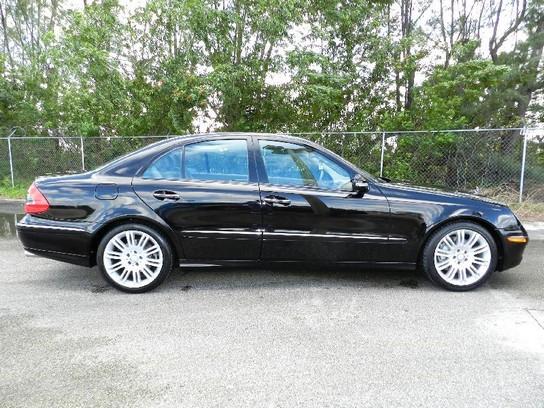 Mercedes-Benz E Class 2008 photo 4