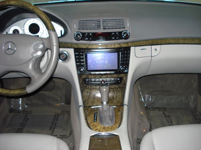 Mercedes-Benz E Class 2008 photo 2