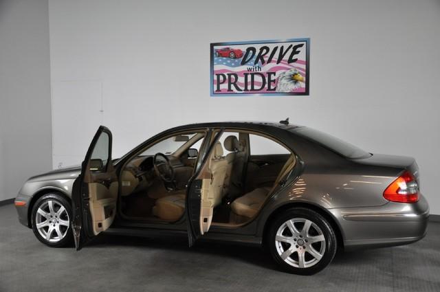 Mercedes-Benz E Class 2008 photo 3