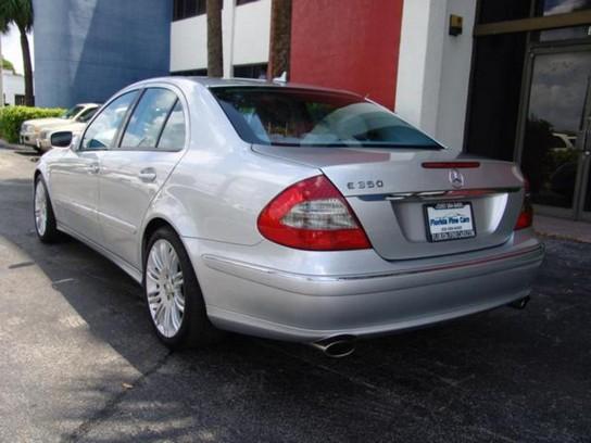 Mercedes-Benz E Class 2008 photo 2