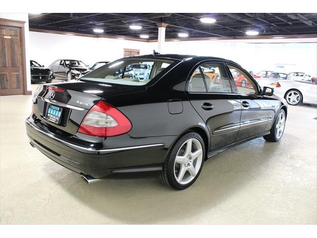 Mercedes-Benz E Class 2008 photo 4