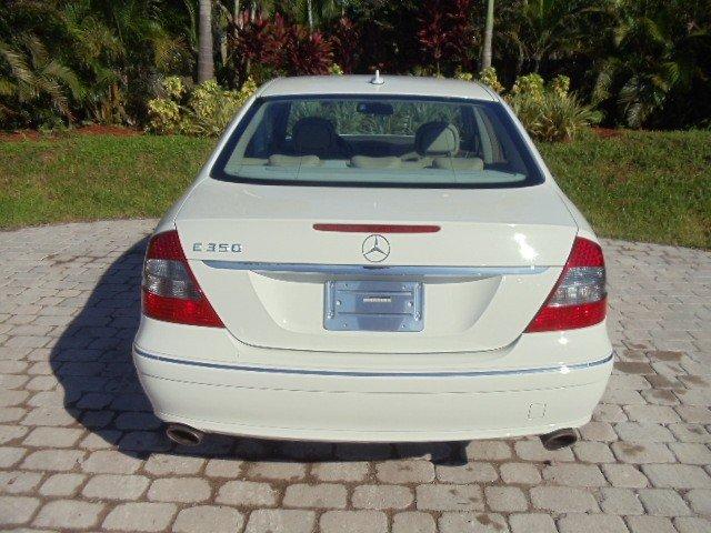 Mercedes-Benz E Class 2008 photo 4