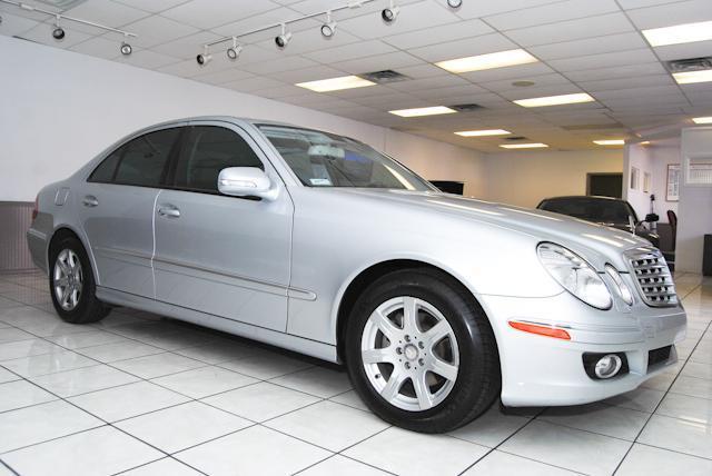 Mercedes-Benz E Class 2008 photo 2