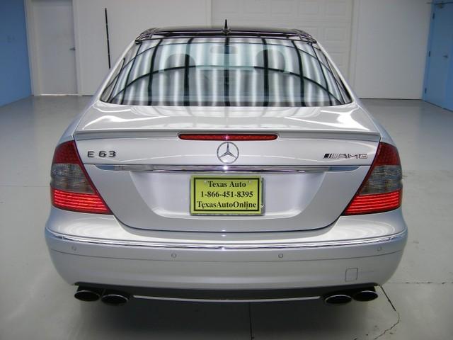 Mercedes-Benz E Class 2008 photo 3