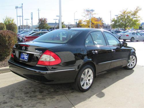 Mercedes-Benz E Class 2009 photo 3