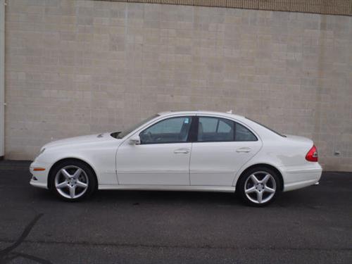 Mercedes-Benz E Class 2009 photo 1