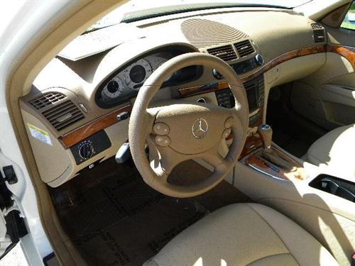 Mercedes-Benz E Class 2009 photo 3