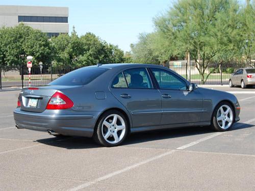 Mercedes-Benz E Class 2009 photo 2
