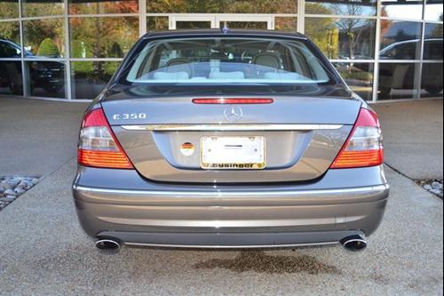 Mercedes-Benz E Class 2009 photo 2
