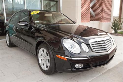 Mercedes-Benz E Class 2009 photo 3