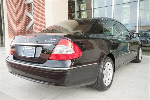 Mercedes-Benz E Class 2009 photo 4