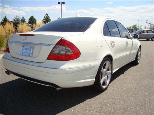 Mercedes-Benz E Class 2009 photo 2
