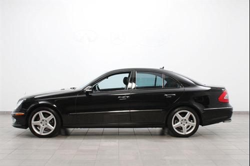 Mercedes-Benz E Class 2009 photo 1