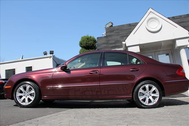 Mercedes-Benz E Class 2009 photo 4