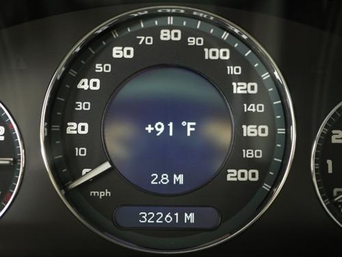 Mercedes-Benz E Class 2009 photo 2