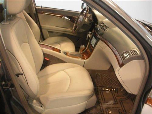 Mercedes-Benz E Class 2009 photo 2