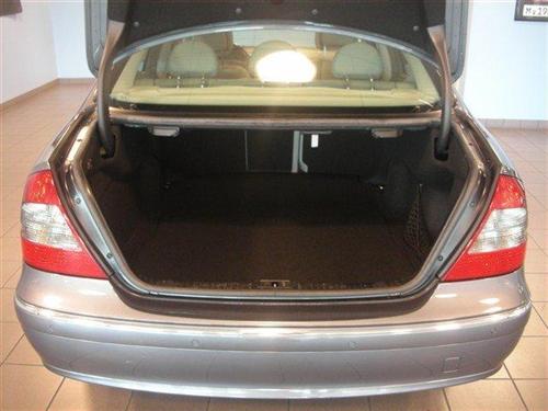 Mercedes-Benz E Class 2009 photo 4