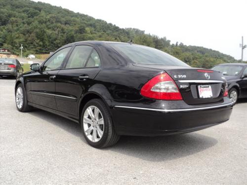 Mercedes-Benz E Class 2009 photo 1