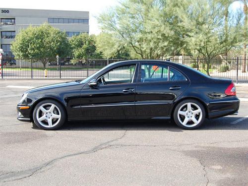 Mercedes-Benz E Class 2009 photo 2