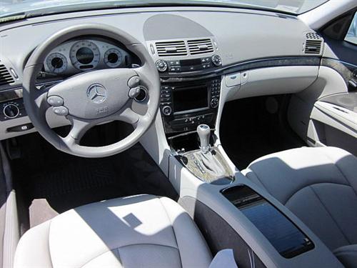 Mercedes-Benz E Class 2009 photo 3