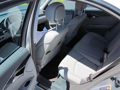 Mercedes-Benz E Class 2009 photo 4