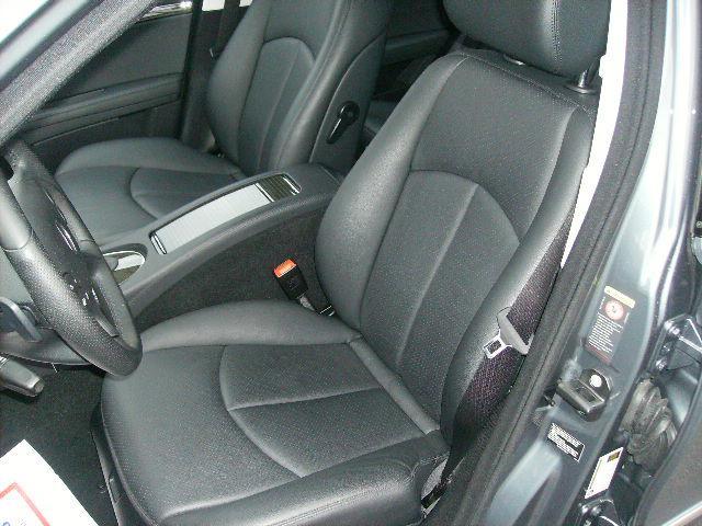 Mercedes-Benz E Class 2009 photo 2
