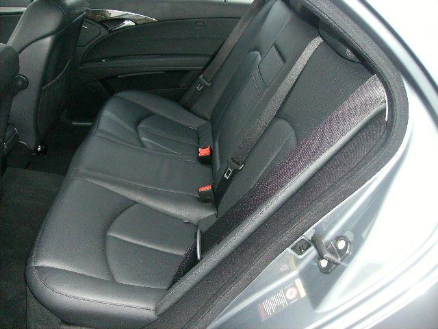Mercedes-Benz E Class 2009 photo 3