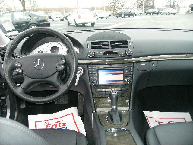 Mercedes-Benz E Class 2009 photo 4
