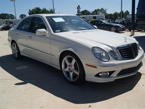 Mercedes-Benz E Class 2009 photo 2