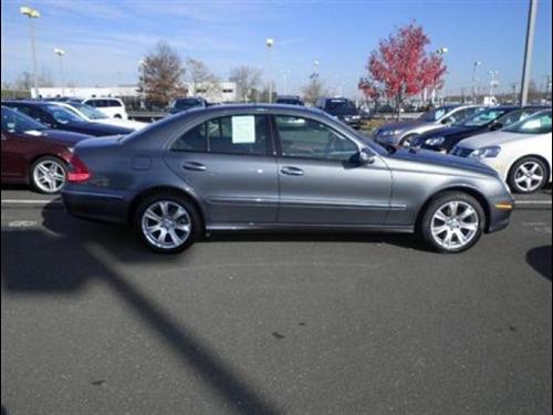 Mercedes-Benz E Class 2009 photo 1