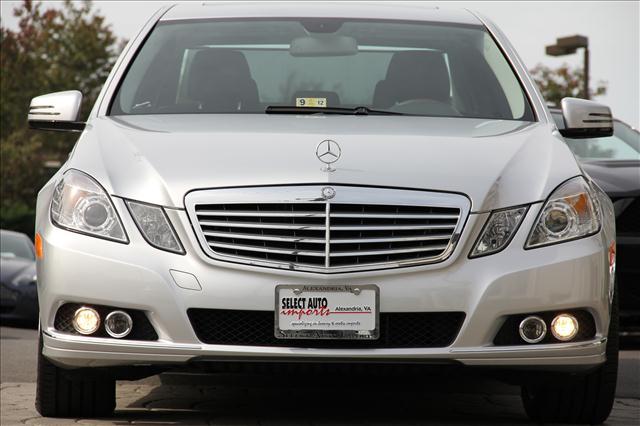 Mercedes-Benz E Class 2010 photo 3