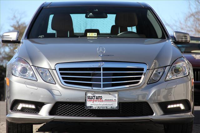 Mercedes-Benz E Class 2010 photo 3
