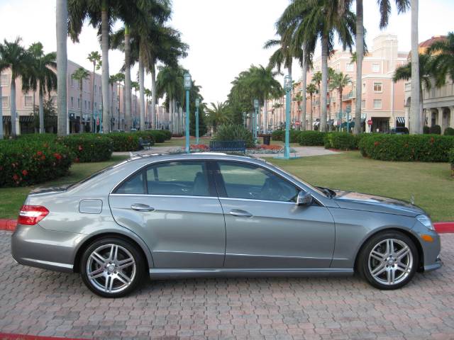 Mercedes-Benz E Class Conv.pkg Sedan