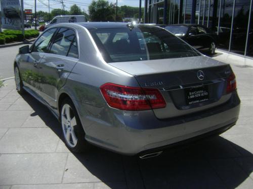 Mercedes-Benz E Class 2011 photo 3