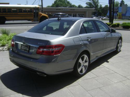 Mercedes-Benz E Class 2011 photo 5