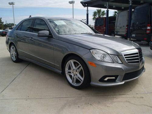 Mercedes-Benz E Class 2011 photo 2
