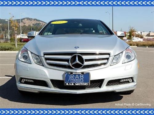 Mercedes-Benz E Class 2011 photo 1