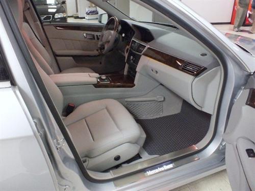 Mercedes-Benz E Class 2011 photo 2