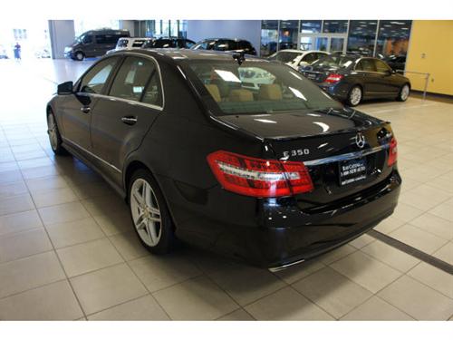 Mercedes-Benz E Class 2011 photo 3