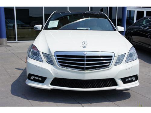 Mercedes-Benz E Class 2011 photo 1