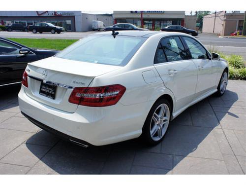 Mercedes-Benz E Class 2011 photo 5