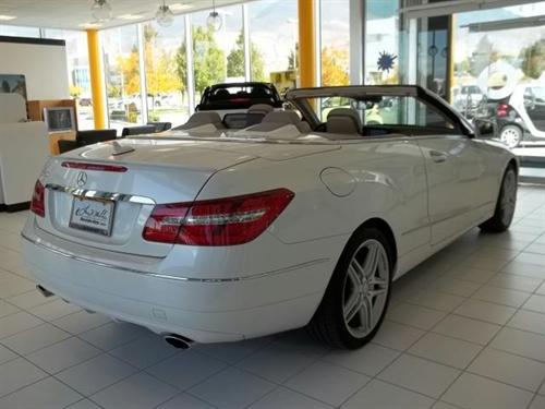 Mercedes-Benz E Class 2011 photo 3