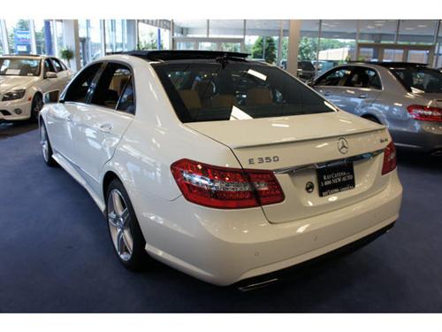 Mercedes-Benz E Class 2011 photo 2