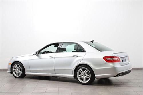 Mercedes-Benz E Class 2011 photo 2